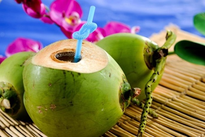 1 trái dừa bao nhiêu calo? Uống nước dừa có tác dụng gì?