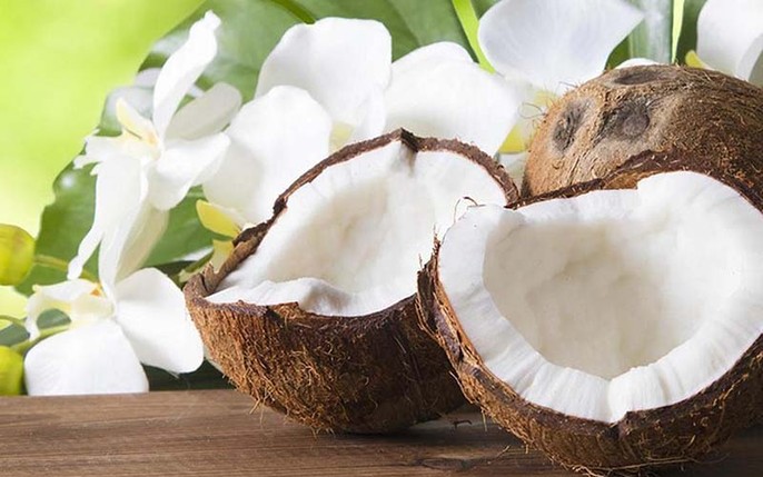 Dừa khô là gì? Dừa khô có lợi ích gì cho sức khỏe