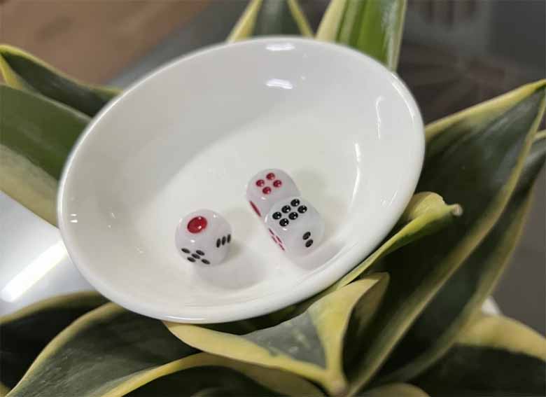 Tài Xỉu Là Gì? Hướng Dẫn Cách Chơi Và Chiến Thuật Tăng Tỷ Lệ Thắng 
