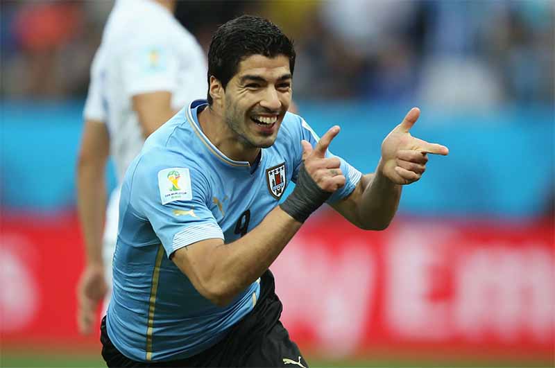 Tiểu sử Luis Suarez: Hành trình từ phố nghèo đến siêu sao bóng đá 